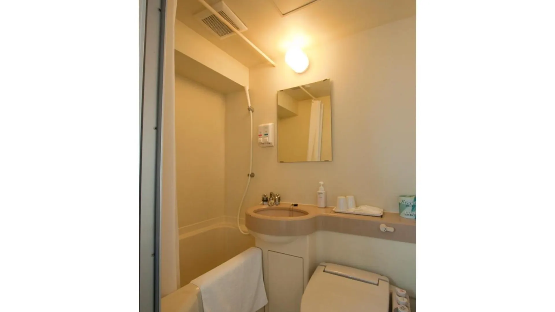 Smile Hotel Asakusa - Vacation Stay 84941V Tokyo 0*,